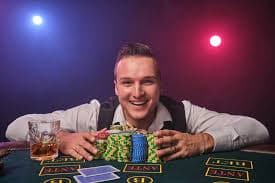 Tim dukungan pelanggan nagaperak99 siap membantu melalui live chat 24 jam